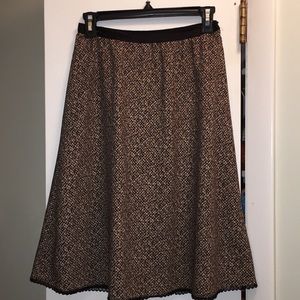 Woman’s 6 Petite A line Skirt.